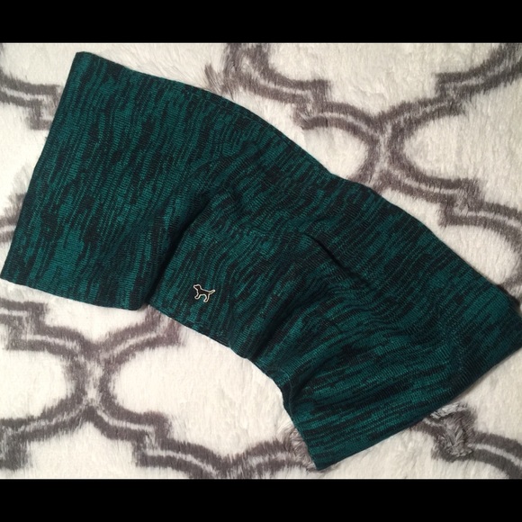 Victoria’s Secret Pink knit infinity scarf - Picture 5 of 5